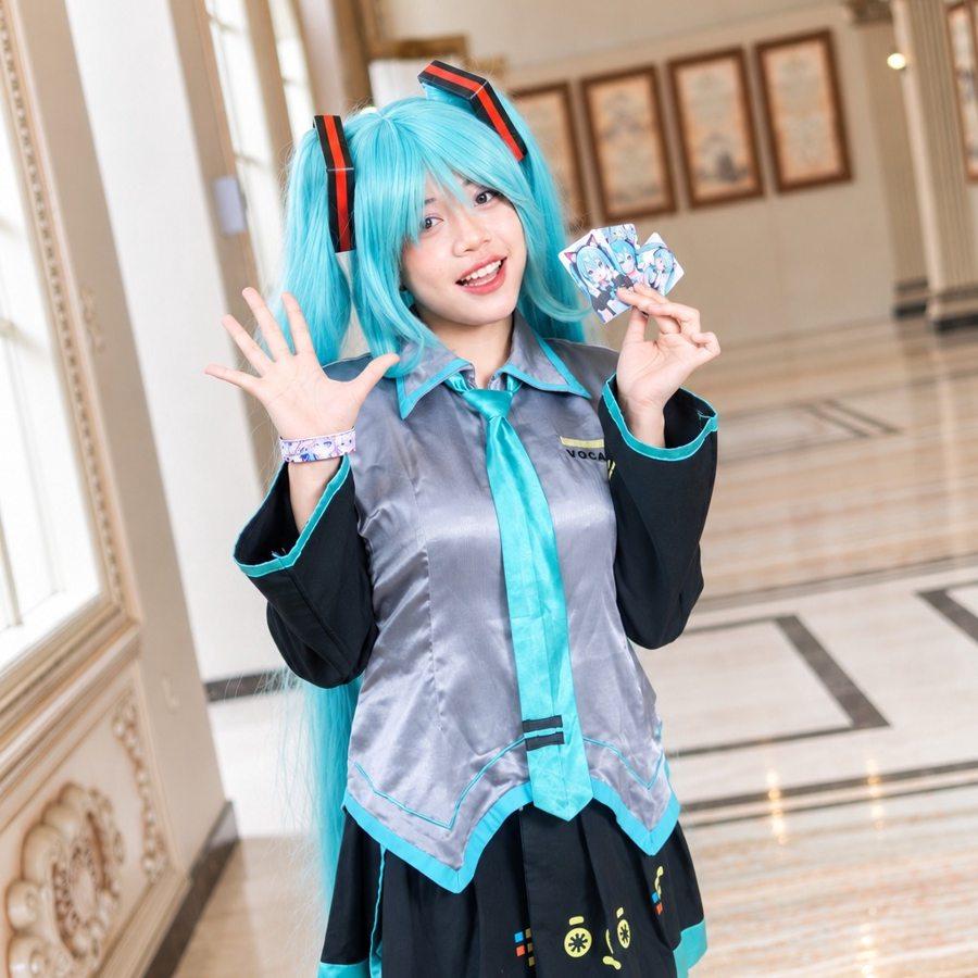 Hatsune Miku Cosplay Photo Album 💙