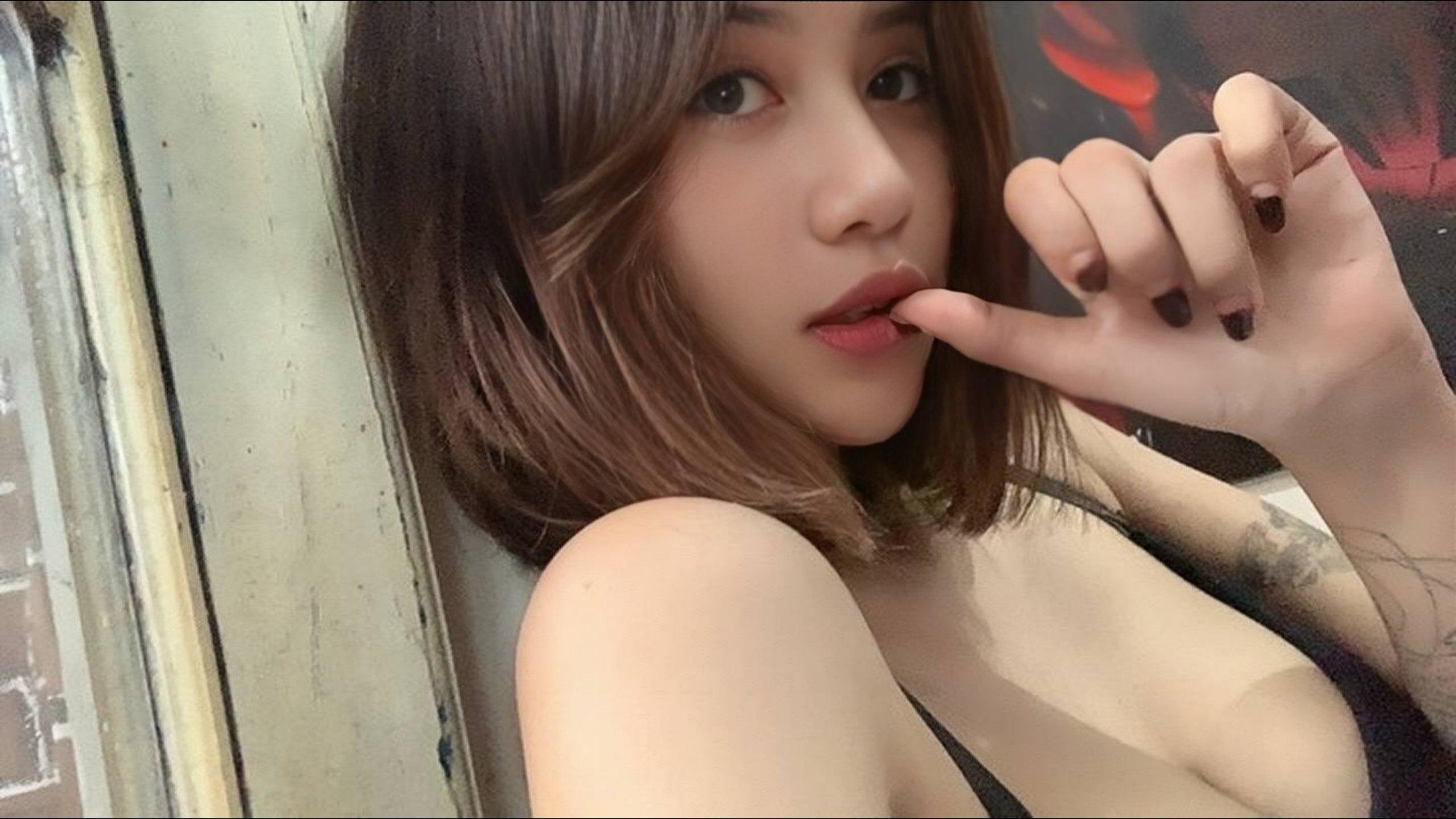 Buat beli baju berbagai jenis Cosplay seksi